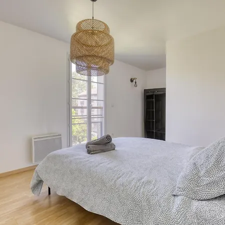 Apartament Le Cathedrale Argenteuil